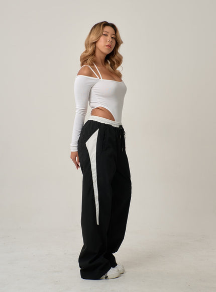 Off-Shoulder Thin Straps Bodysuit IN22