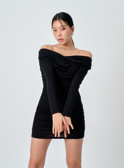 Off-Shoulder Mini Dress IJ331