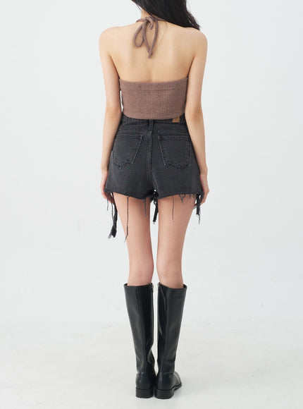Double Buttoned Distressed Black Shorts IJ23