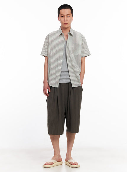 mens-pleated-wide-fit-shorts-iu512