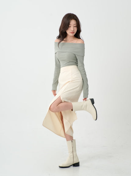 Off Shoulder T-Shirt IO07