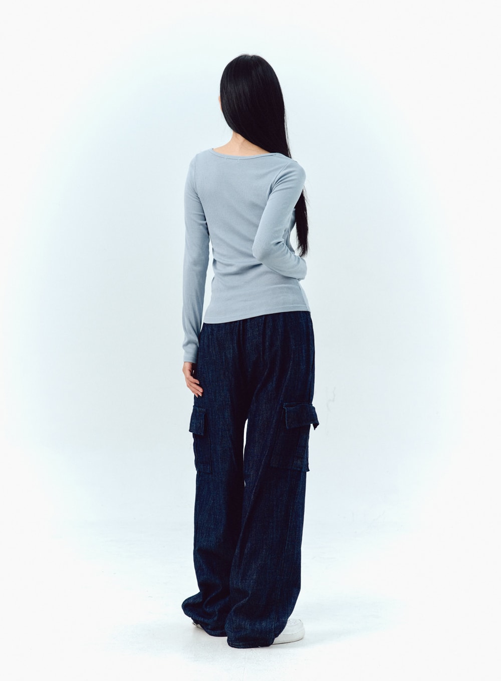 basic-crewneck-top-ig303