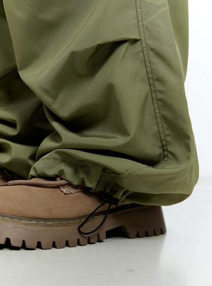 wide-leg-nylon-pintuck-pants-cg507