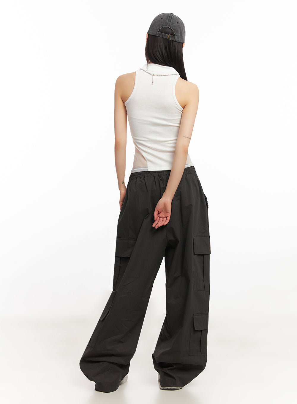 cargo-baggy-windbreaker-pants-iy502