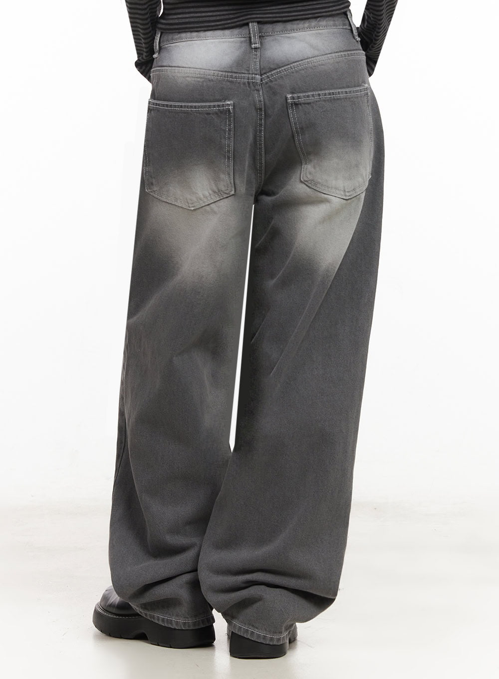 becca-washed-straight-leg-jeans-im524