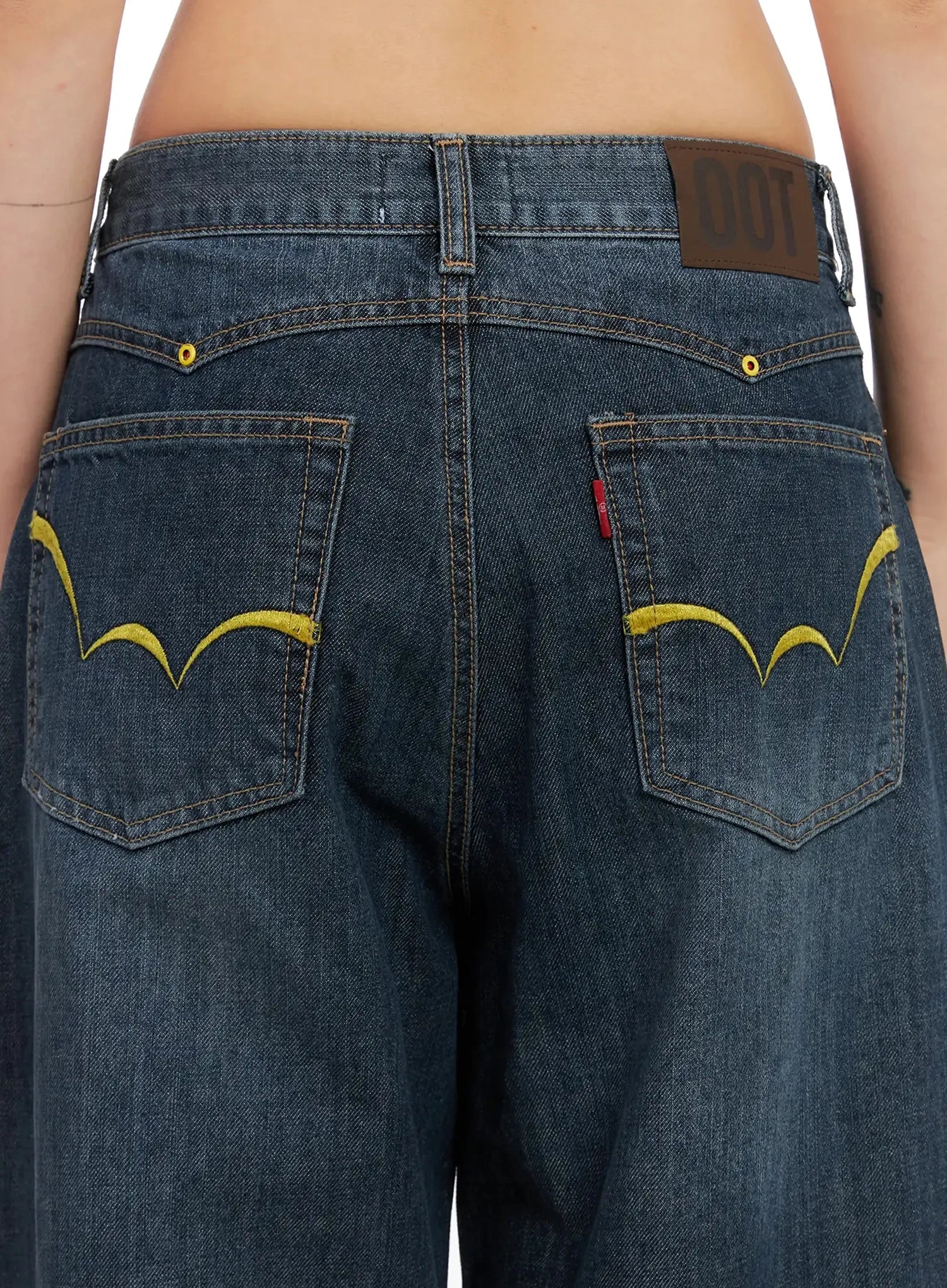 regina-contrast-stitch-baggy-jeans-in528