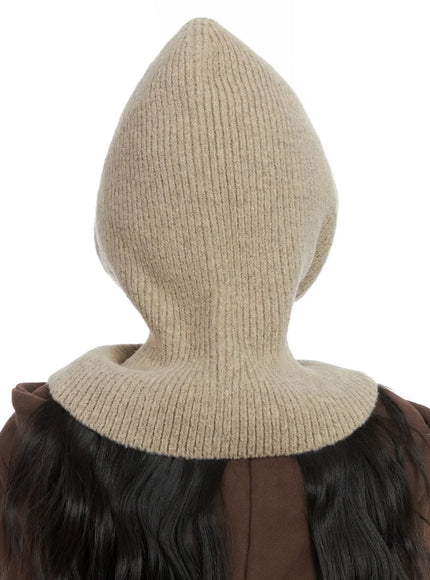 buttoned-knit-hood-hat-in528