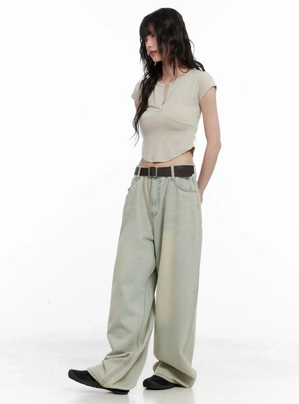 minimalist-v-neck-crop-top-il531