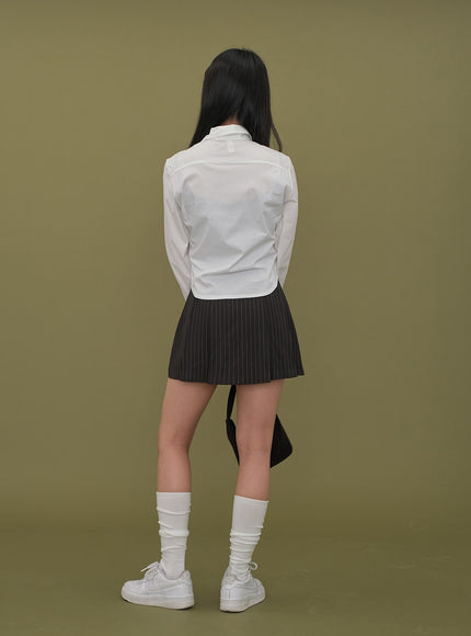 Cropped Shirt with Pockets C2601