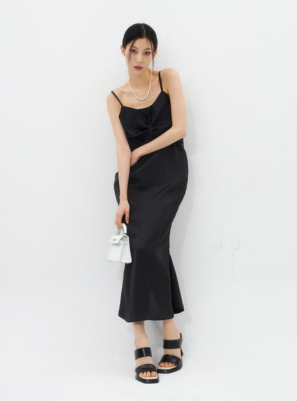 cross-bust-satin-maxi-dress-iu326