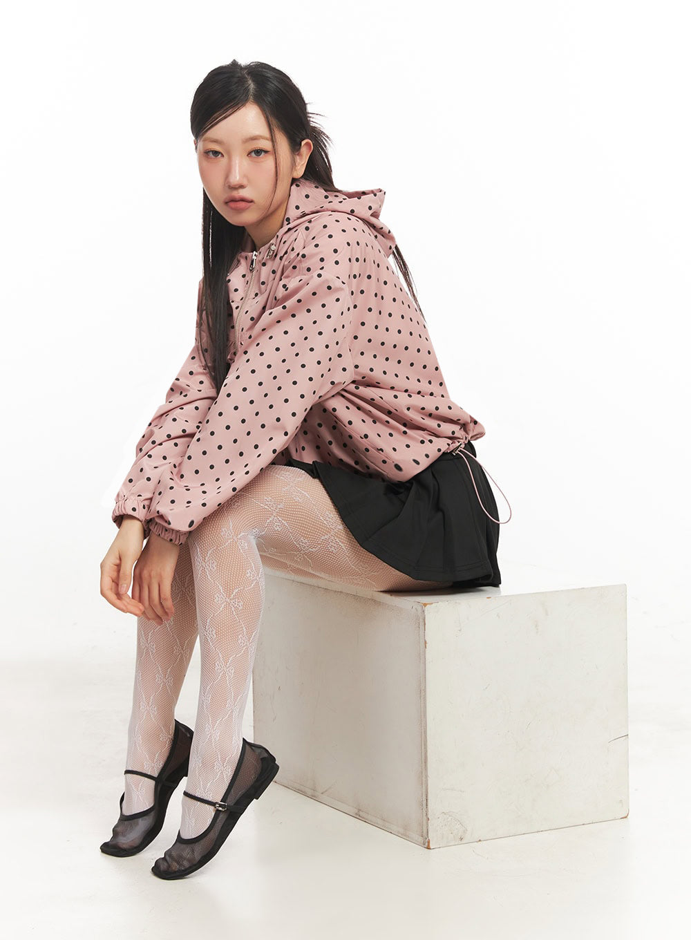 polka-dot-hooded-nylon-jacket-ia525