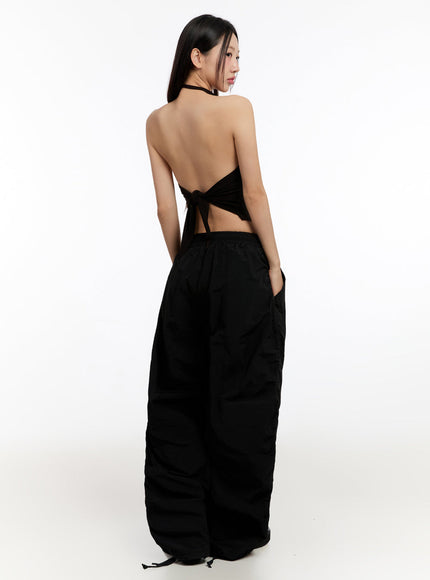 draped-halter-crop-top-iu509
