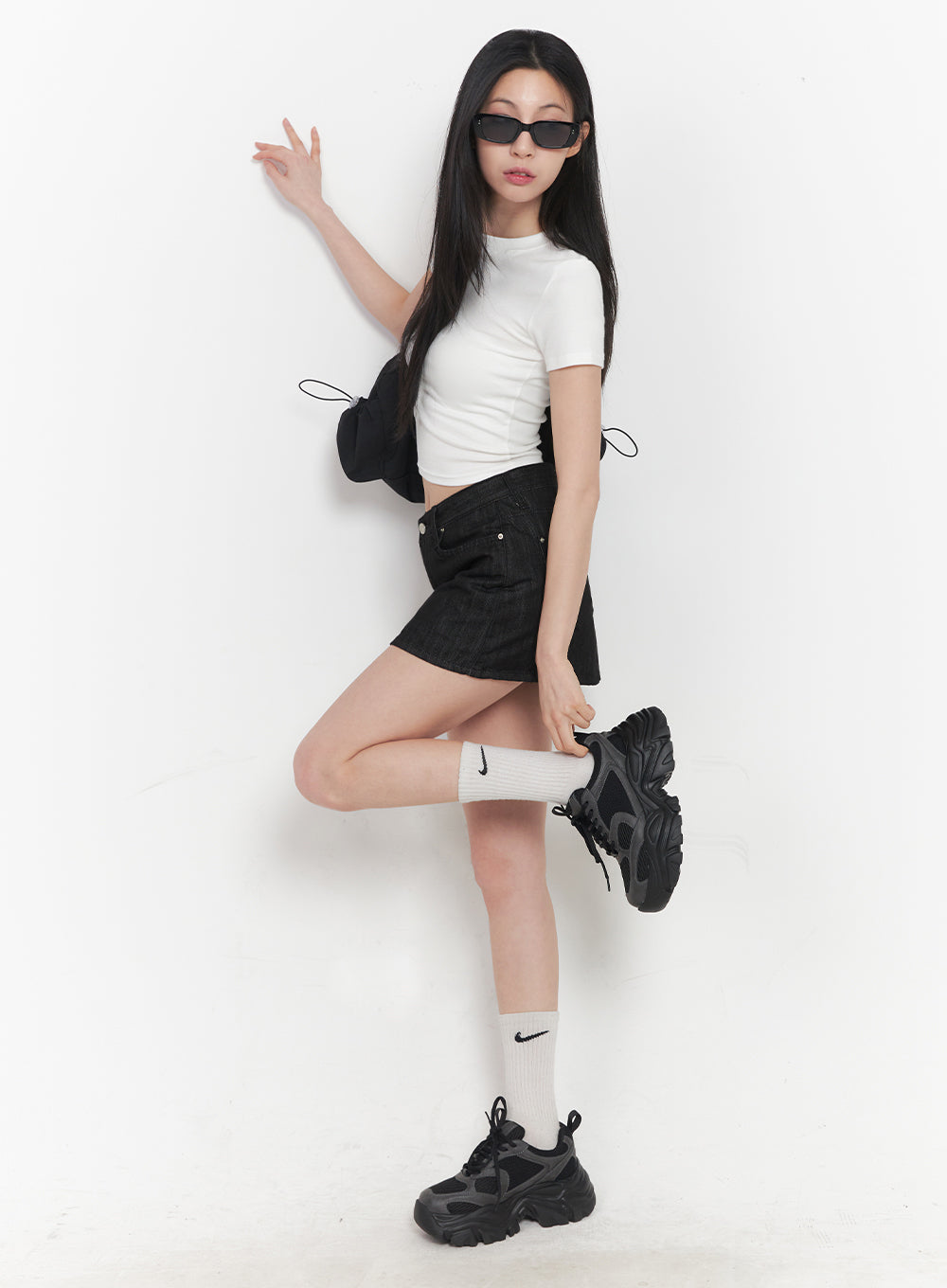 slim-fit-crop-tee-iy516