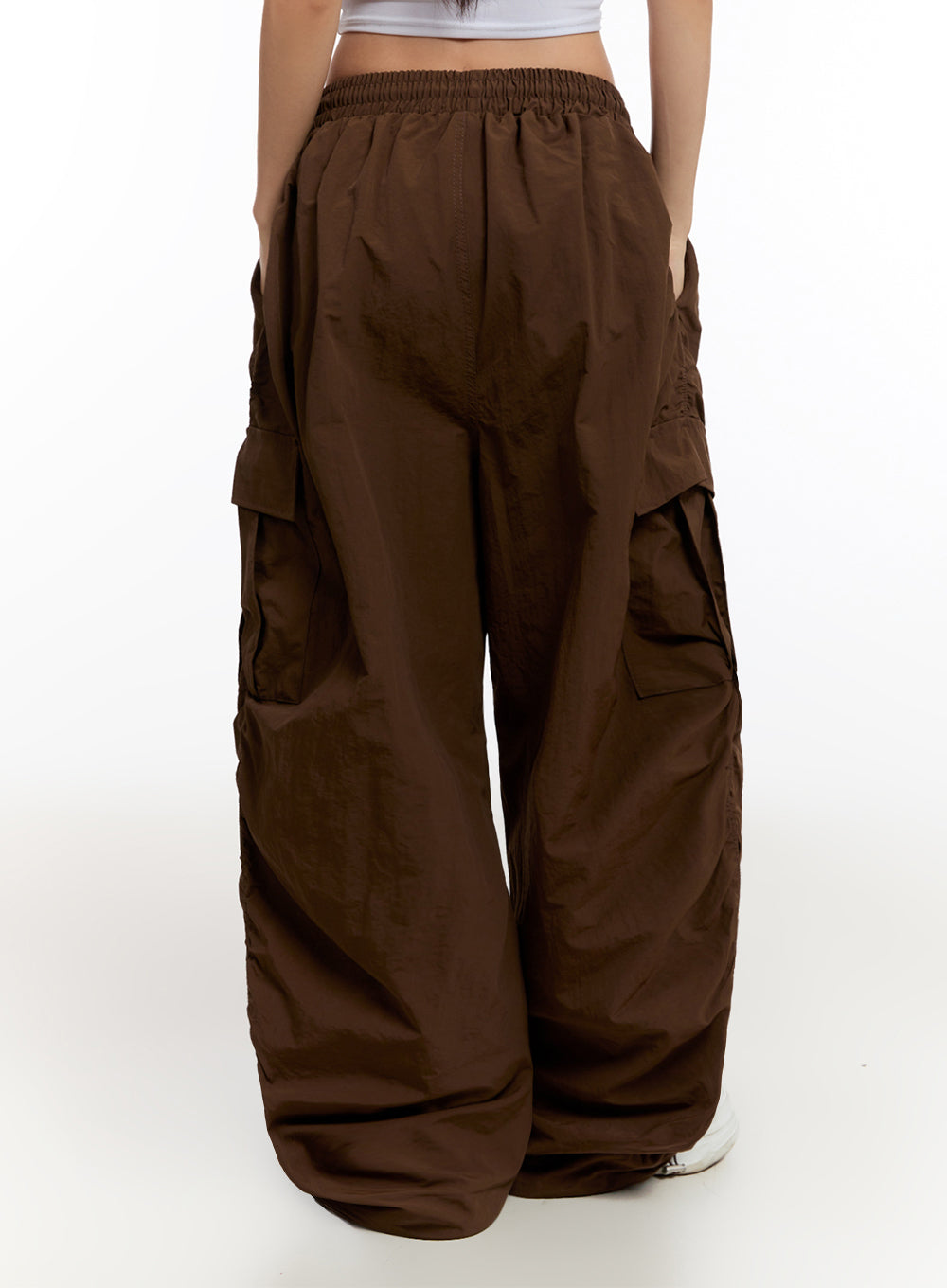 adjustable-nylon-cargo-pants-iu509