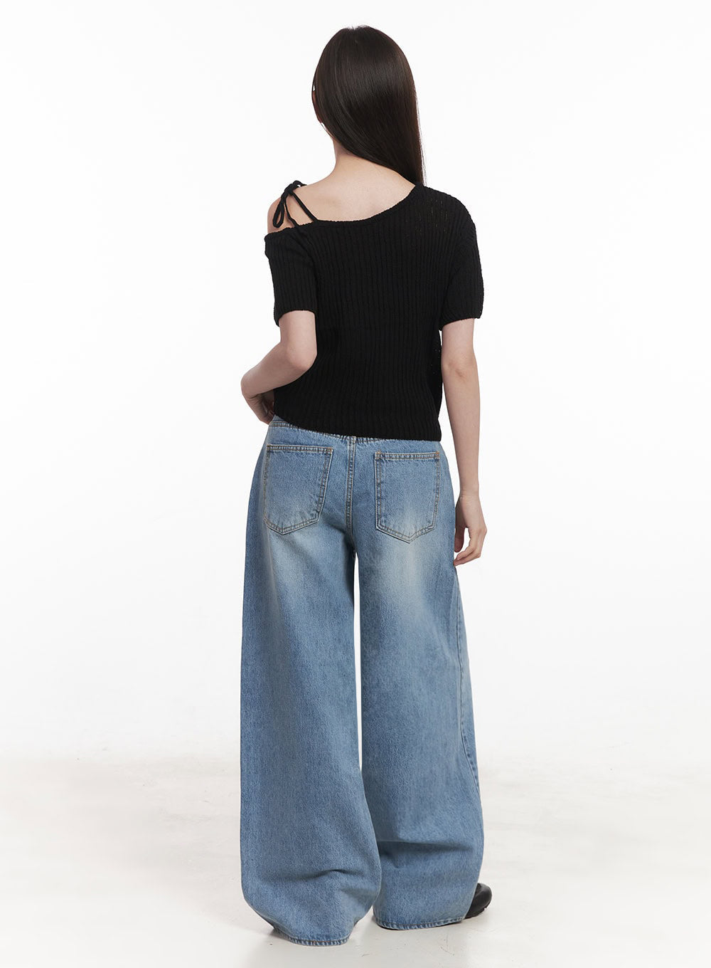 ribbon-one-shoulder-knit-crop-top-iy509