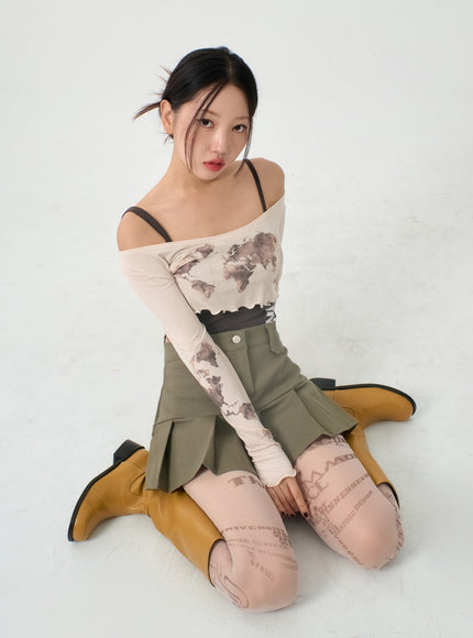 Semi Pleated Mini Skirt IO12