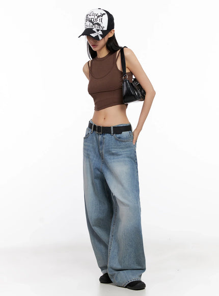 double-strap-sleeveless-crop-top-ig508