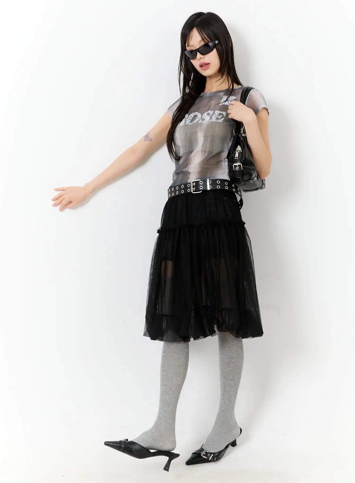 washed-low-rise-denim-mini-skirt-iu525
