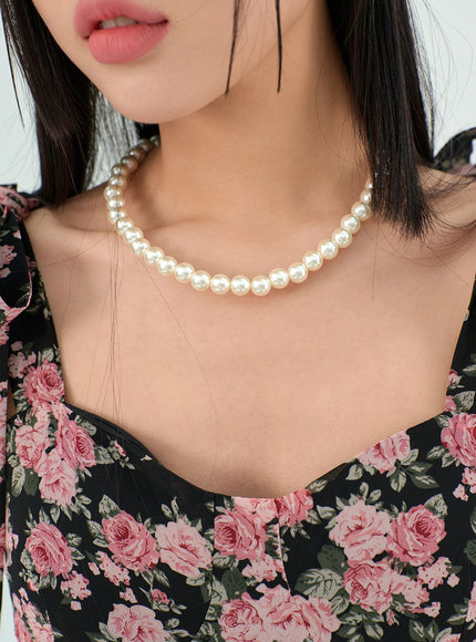 Faux Pearl Necklace BY303