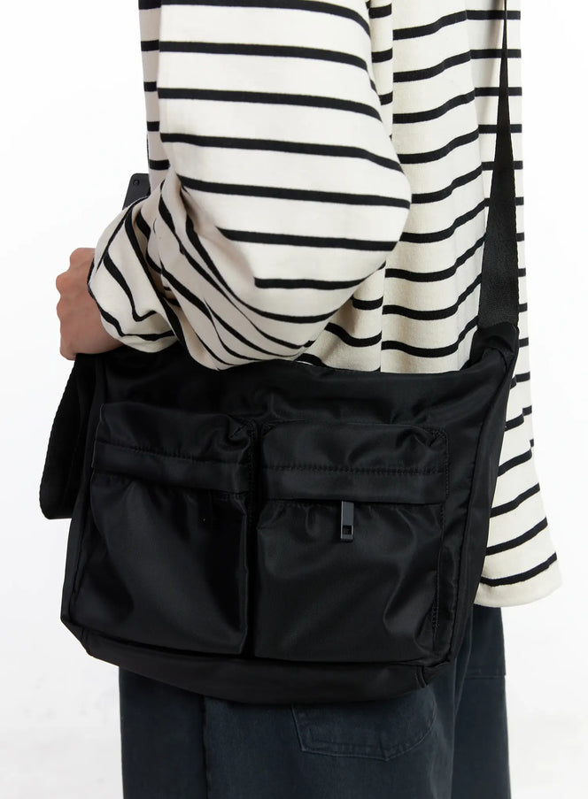 mens-pocket-crossbody-bag-is519 / Black