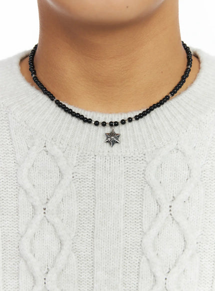 star-charm-beaded-necklace-if503 / Black