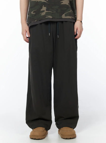 mens-relaxed-fit-track-pants-dark-green-iy522 / Dark green