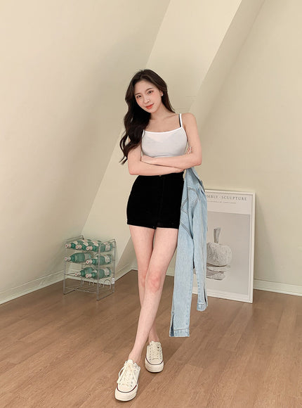A Basic Slim Mini Sleeveless L1002