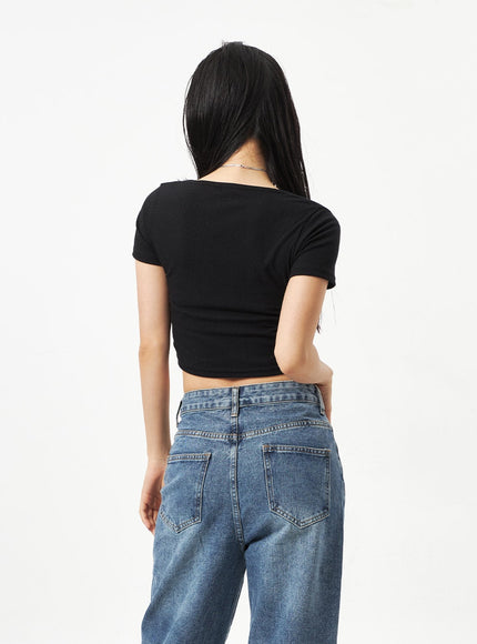 Heart Neck Cropped Tee CA320