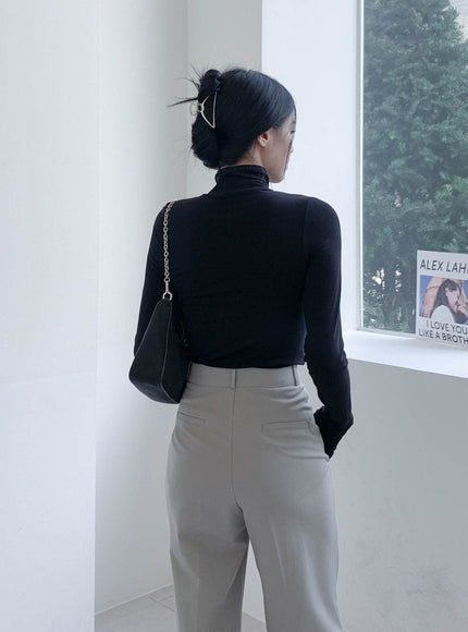 Turtleneck Warmer Crop Top CN08