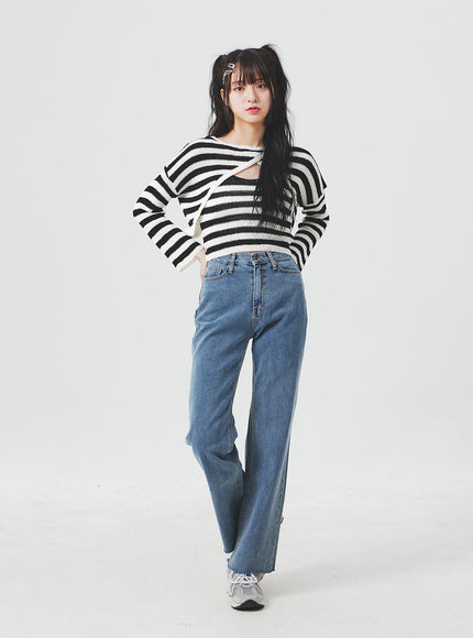 Straight Leg Blue Jeans BA303