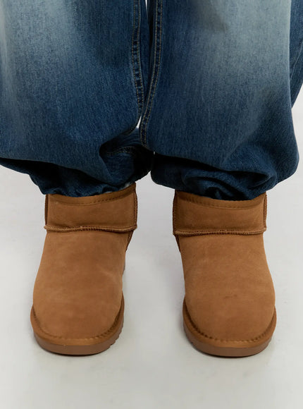 mens-classic-shearling-ankle-boots-in512