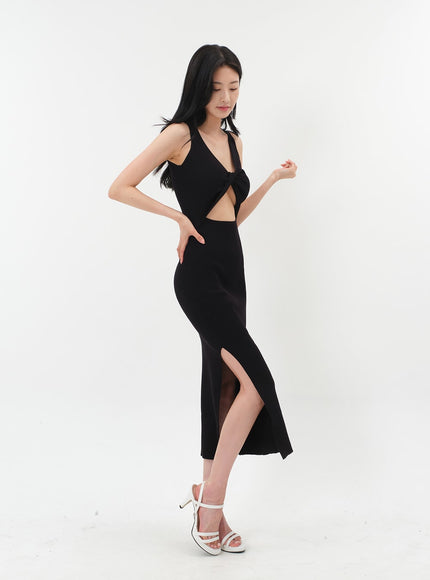 Front Cut Out Maxi Sleeveless Dress IM5