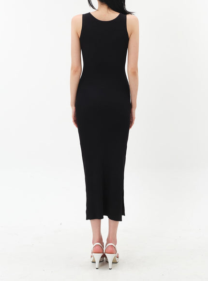 Front Cut Out Maxi Sleeveless Dress IM5