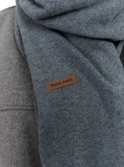 cozy-two-tone-scarf-in512