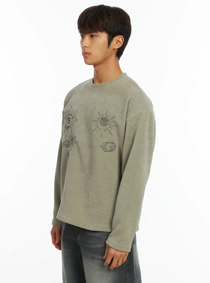 mens-graphic-fleece-long-sleeve-top-ij514