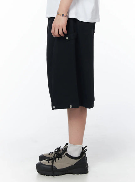 mens-black-sweat-shorts-iy519