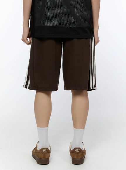 mens-black-stripe-track-shorts-dark-brown-ia517