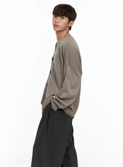 mens-oversized-v-neck-cardigan-io506