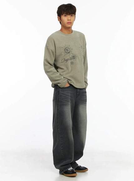 mens-graphic-fleece-long-sleeve-top-ij514