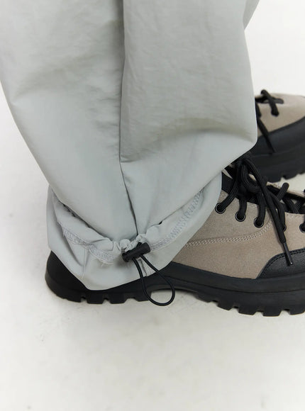 mens-nylon-embroidered-logo-pocket-pants-ia502