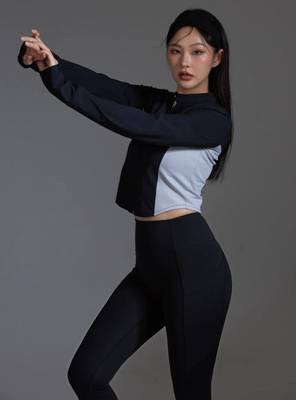 two-tone-cropped-zip-jacket-black-io517