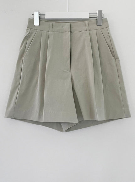 Cotton Pintuck Half Pants