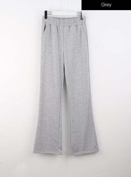 flared-track-pants-is319