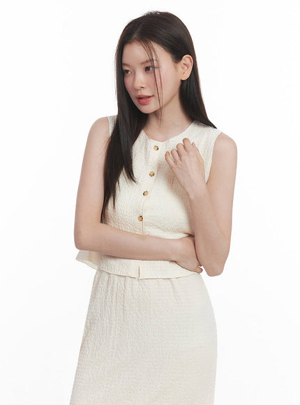 classy-buttoned-sleeveless-top-iy509