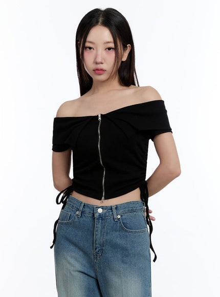 shirred-zip-up-off-shoulder-crop-top-iu503
