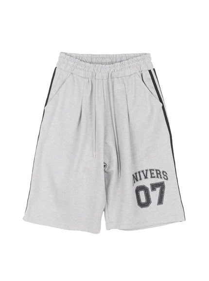 mens-striped-wide-fit-sweatshorts-iy520