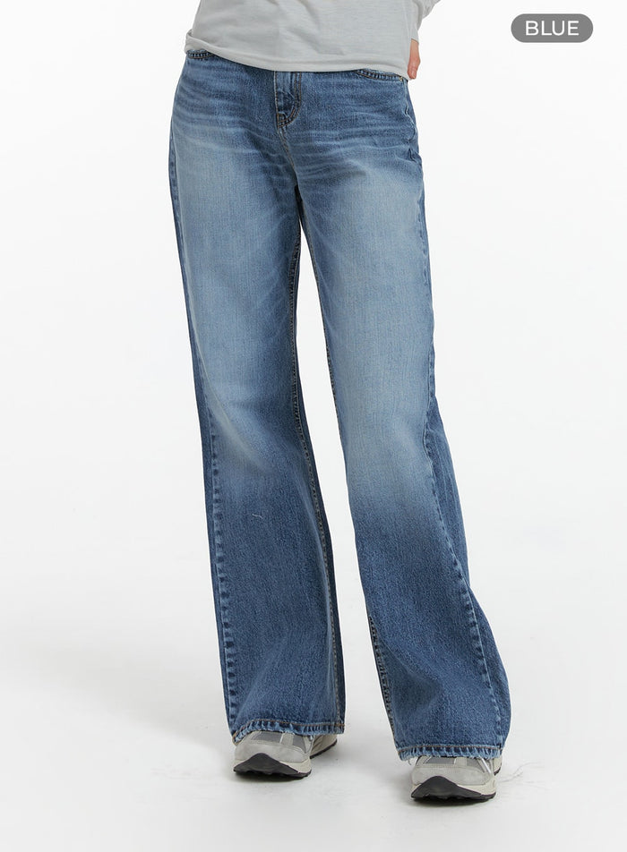 light-wash-bootcut-jeans-cf422 / Blue
