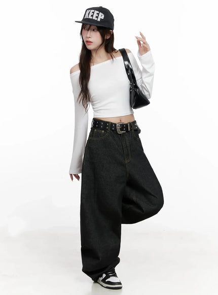 chic-off-shoulder-cropped-tee-in514