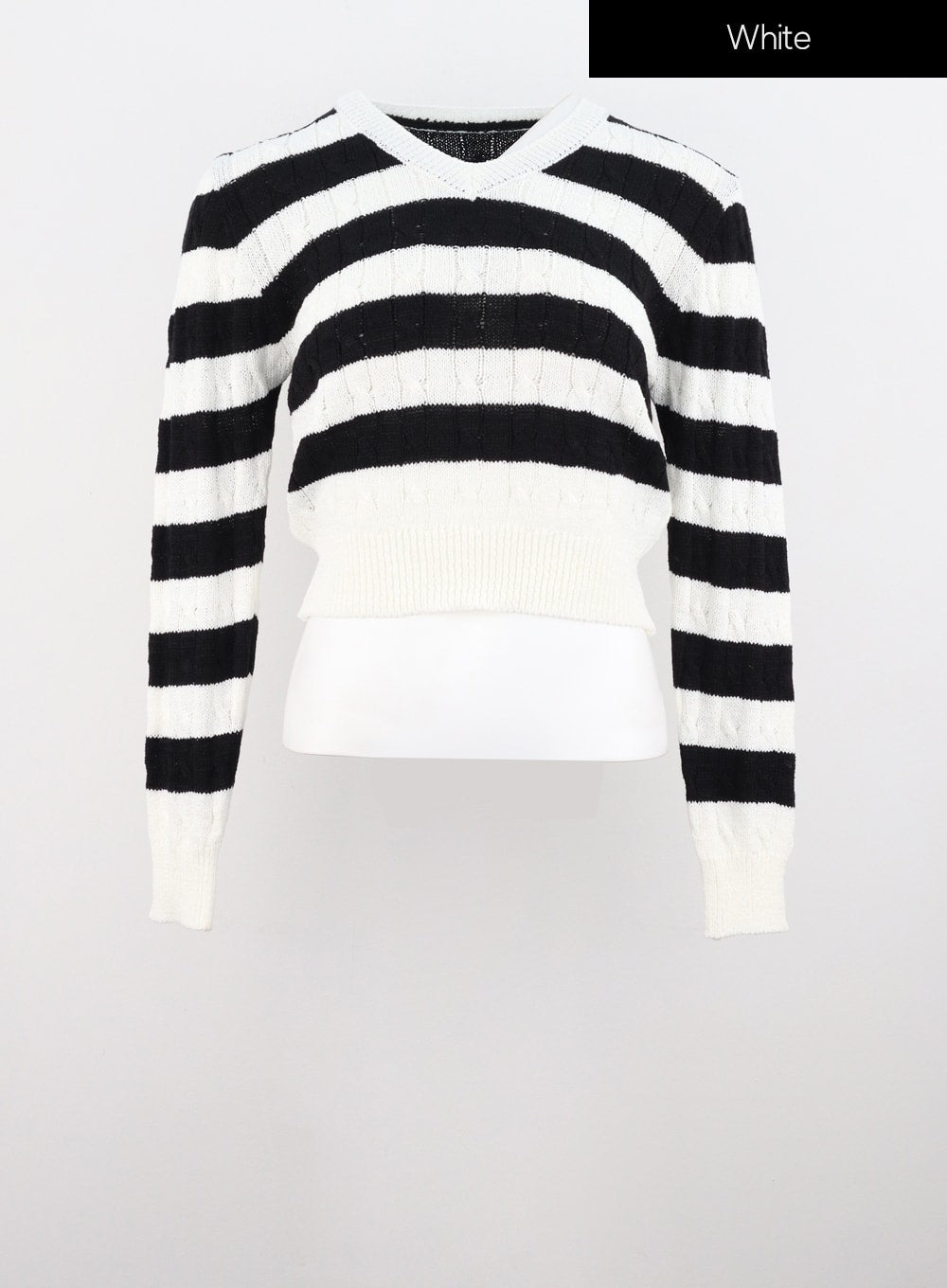 striped-v-neck-sweater-is307