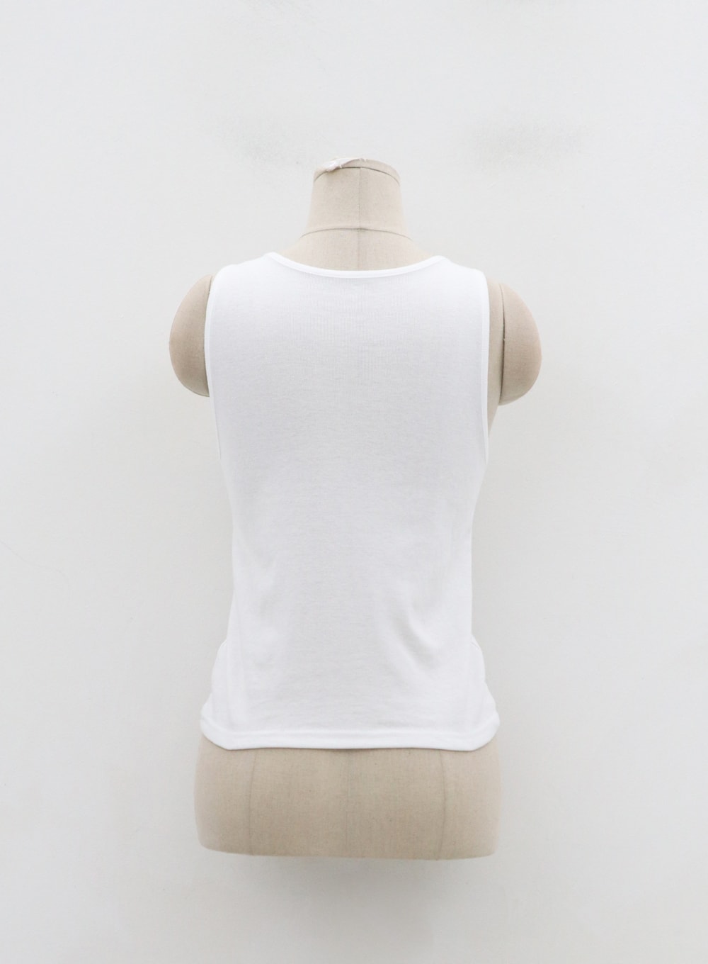 Round Neck Sleeveless Top ID08